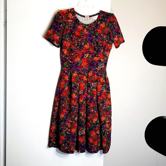 Lularoe Bright Floral Knee Length Dress; Short Sleeve; Stretch Knit; Size Small - Picture 1 of 5